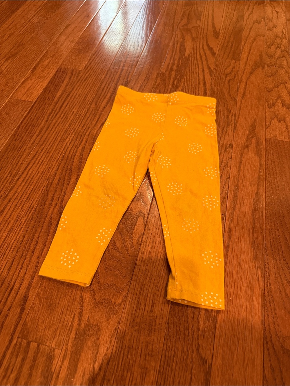 Cat & Jack Yellow Leggings with White Dot Clusters